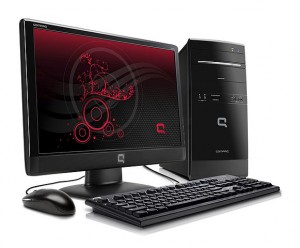 figura di un PC desktop con schermo, tastiera e mouse